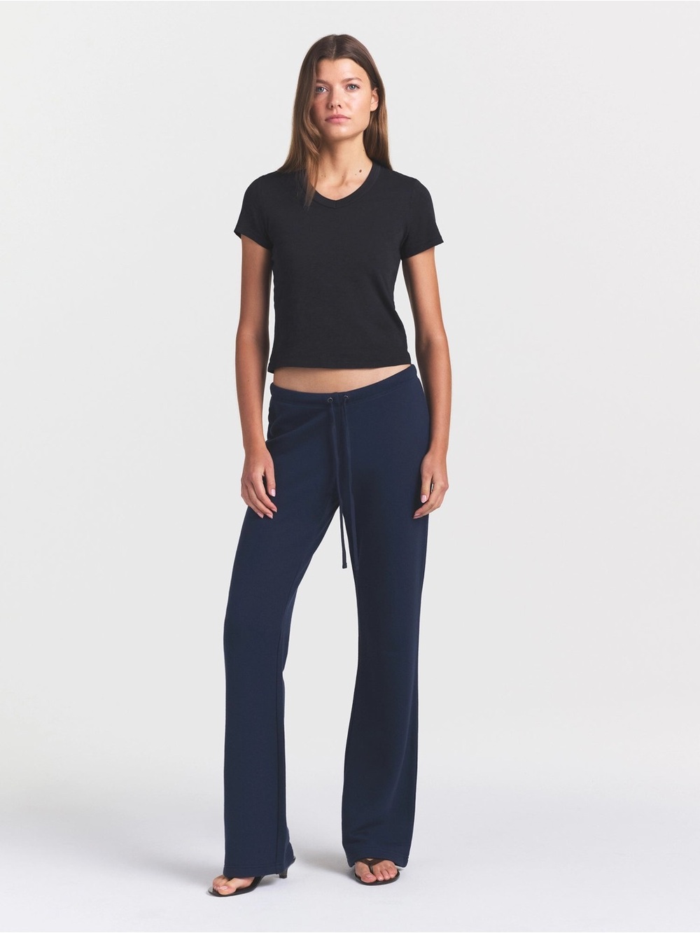 SKIMS Black V Neck Tee S